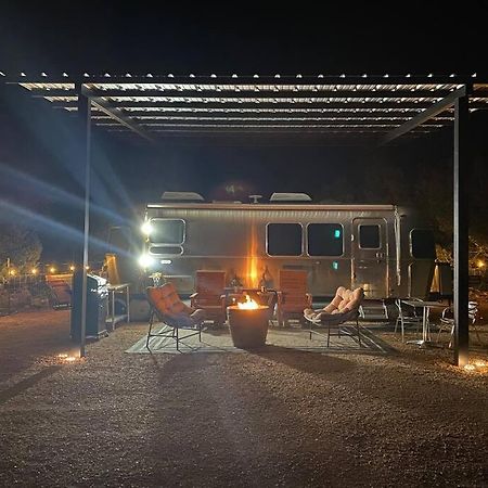 Hotel Airstream Alfresco Fredericksburg Exterior foto